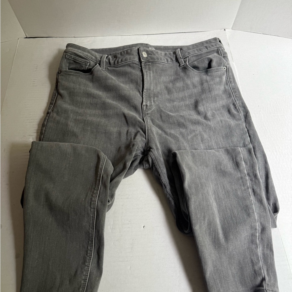 Old Navy Gray Slim Jeans Classic Style